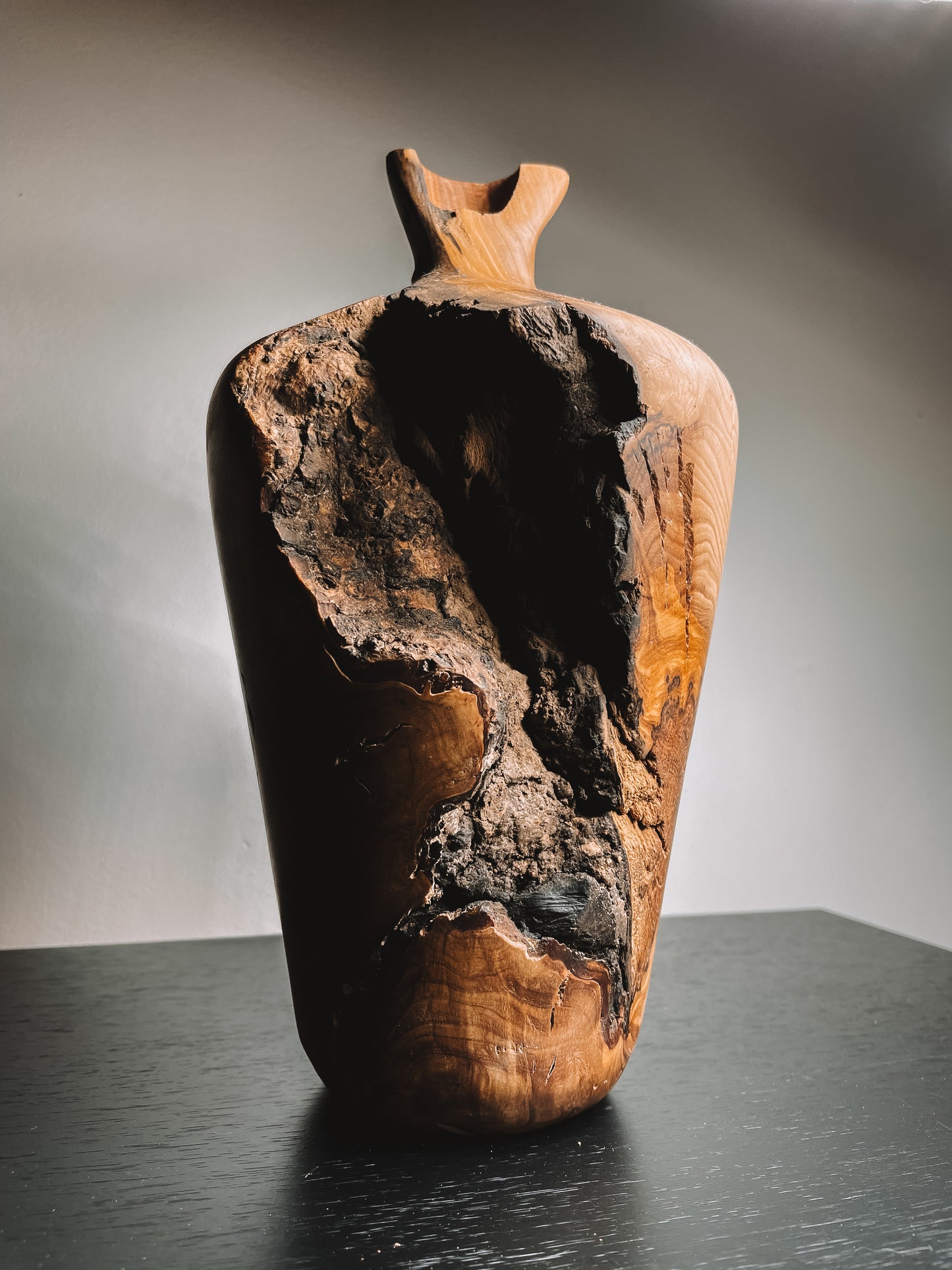 Vase tourné Olivier nº2