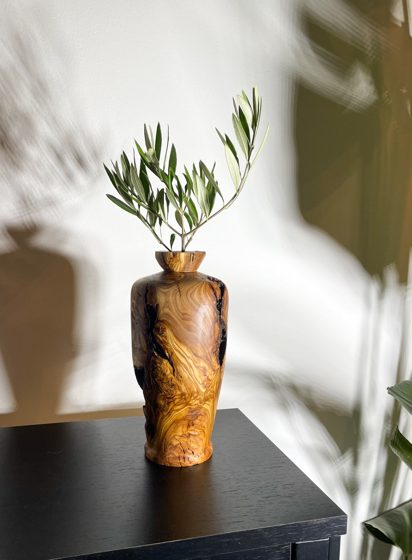 Vase tourné Olivier nº6