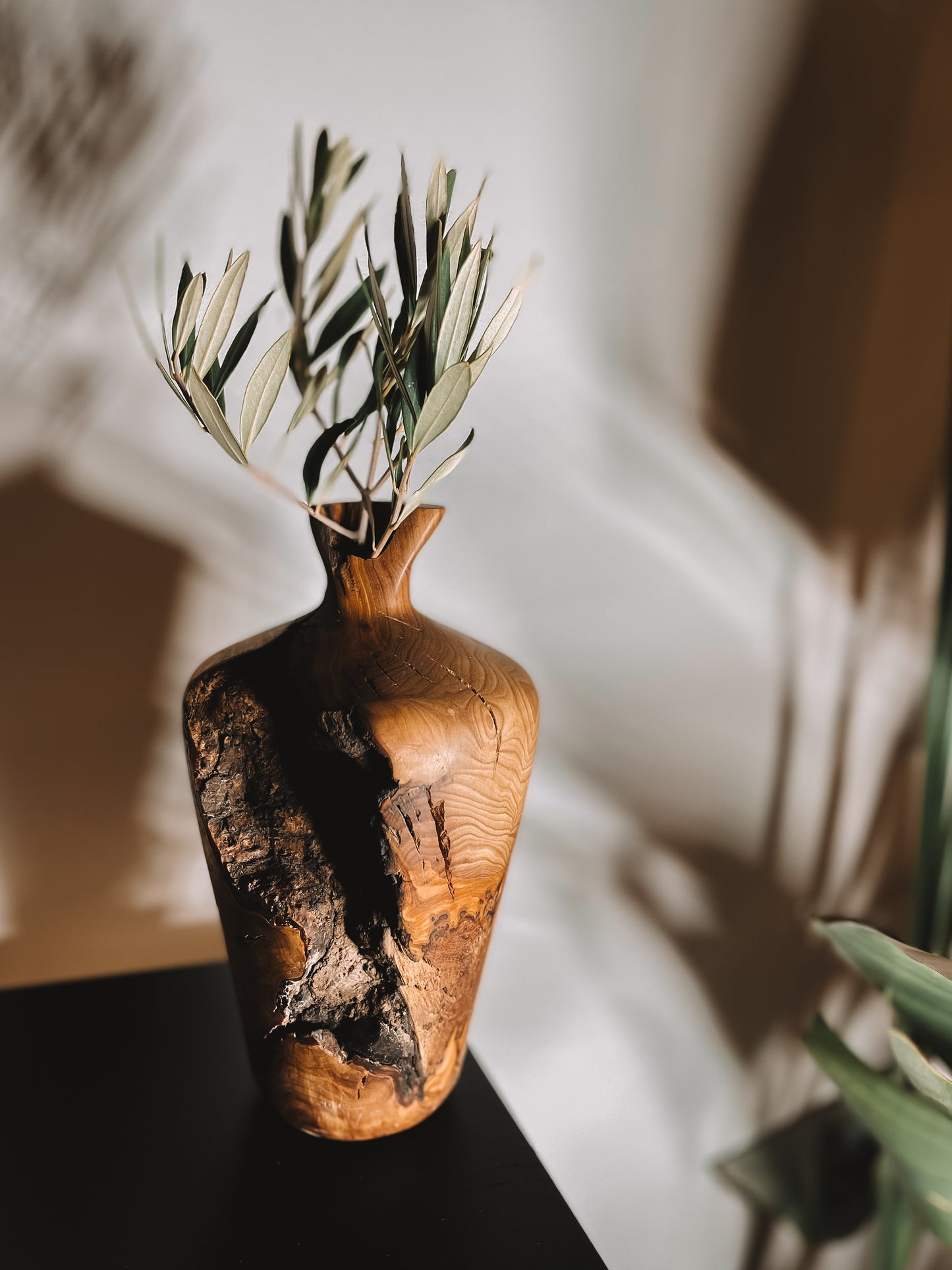 Vase tourné Olivier nº2