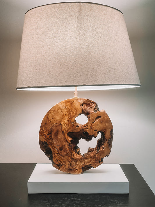 Lampe bois d'olivier massif
